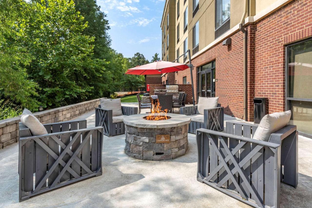 Comfort Suites Manchester Εξωτερικό φωτογραφία