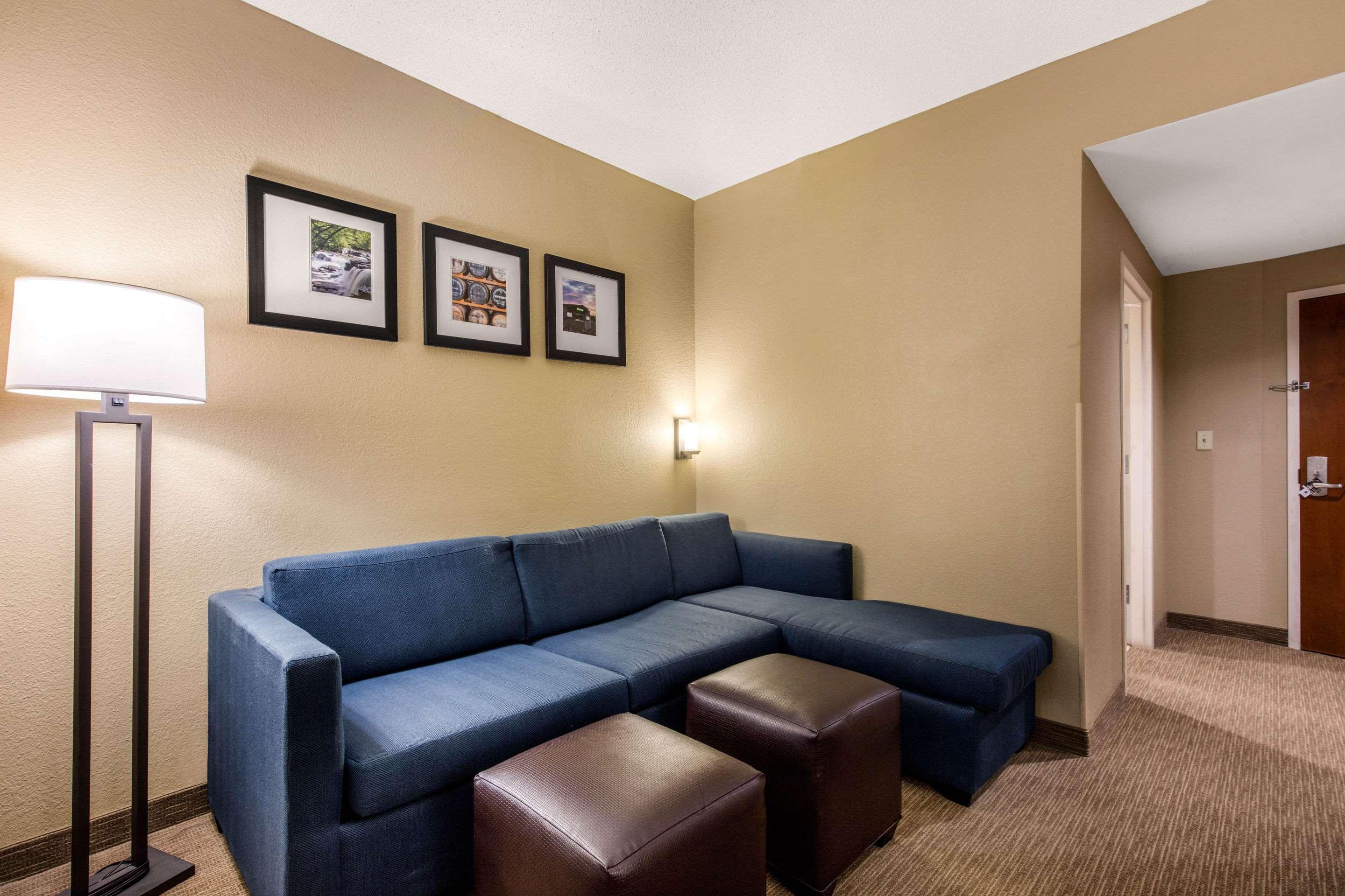 Comfort Suites Manchester Εξωτερικό φωτογραφία